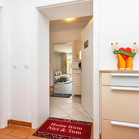 Enjoy One Апартаменты *