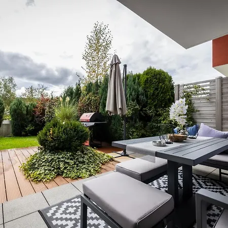 Enjoy One Апартаменты *